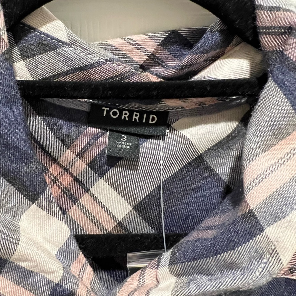 Torrid Top - Picture 9 of 13